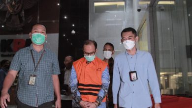 Hakim Agung Gazabli Mengenakan Rompi Oranye (08/12/22) | Foto: Deny Herdimansyah