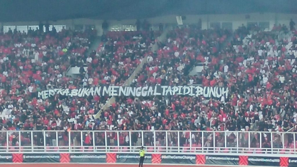 Suporter Indonesia Menyuarakan Melalui Tulisan | Foto: Balsamus Pieter Dwiwasa