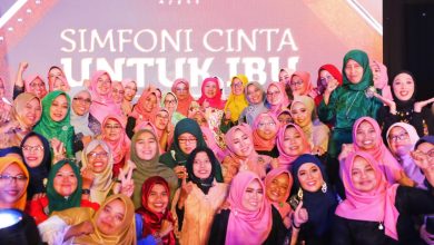 Fatayat NU Award Bertema 'Simfoni Cinta Untuk Ibu' Di Hotel Mercure Grand Mirama Surabaya, Selasa (27/12/22) Malam | Foto: Fredericus Hardiyanto