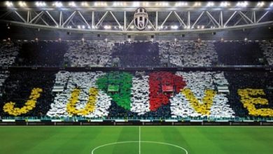 Suporter Juventus membuat koreografi JUVE | Foto: Istimewa