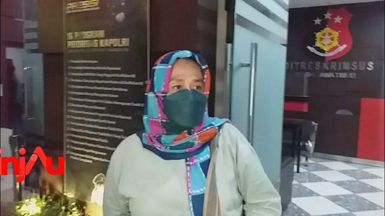 Istri AR