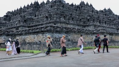 Wisatawan di Candi Borobudur