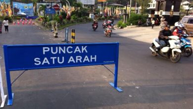 Polisi Menerapkan Satu Arah Akses Puncak, Bogor, Jawa Barat, Minggu (1/1/23) | Foto: Istimewa