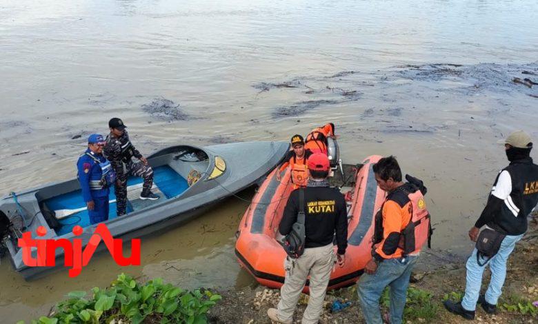 Proses pencarian korban mangsa Buaya Muara