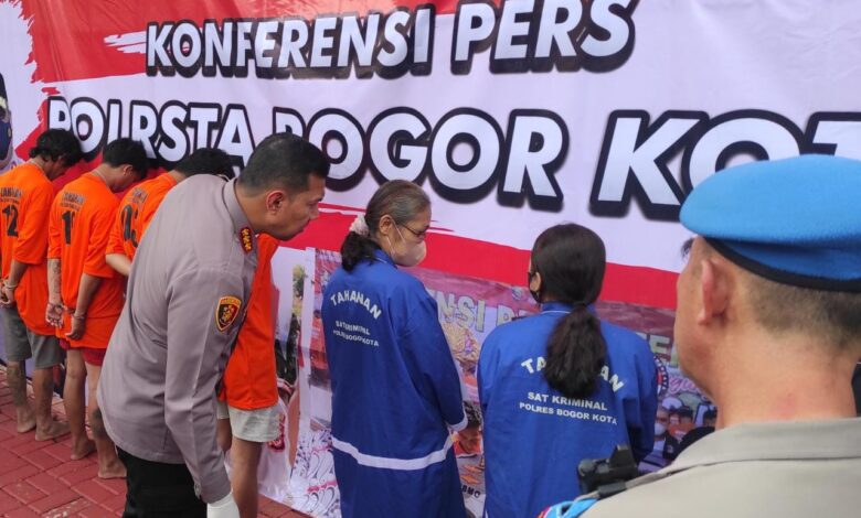 Pencuri Tas