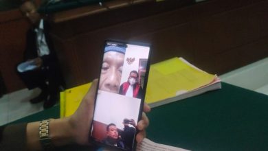 Sidang kasus pembobolan bank di PN Surabaya