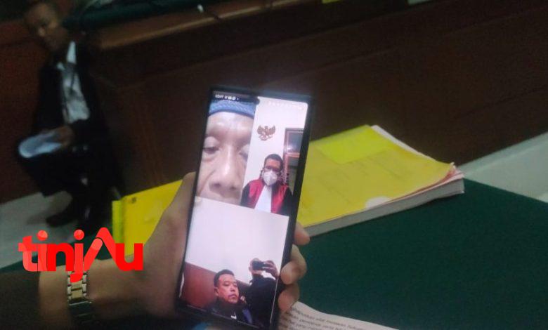 Sidang kasus pembobolan bank di PN Surabaya