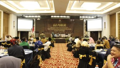 KPU Kota Probolinggo saat uji publik membahas perubahan dapil