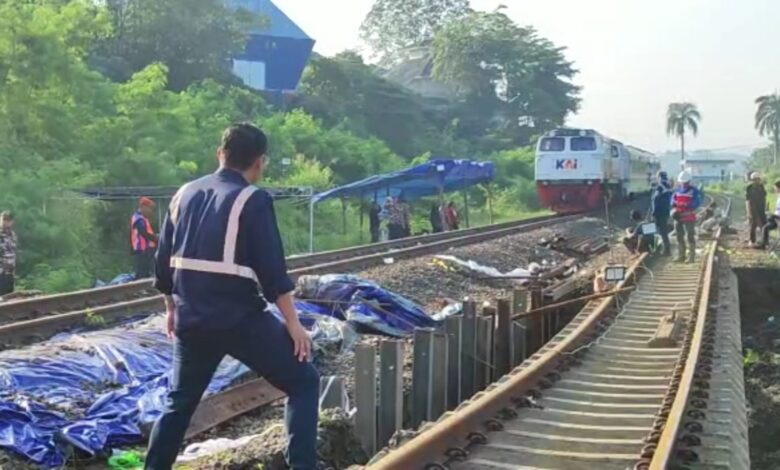 Rel Kereta Api