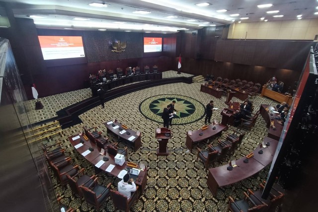 Mahkamah Konstitusi